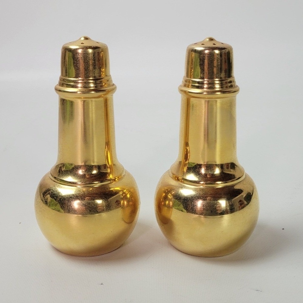 International Silver Co Gold Plated Salt and Pepper Shakers Vintage IS